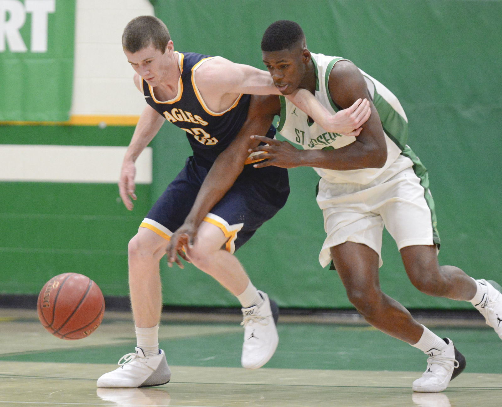 010318 AG SJ b basketball 03.jpg